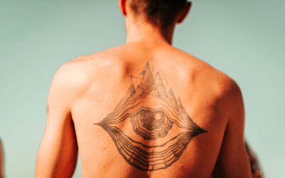 Tatuajes espirituales: símbolos sagrados que transforman tu piel