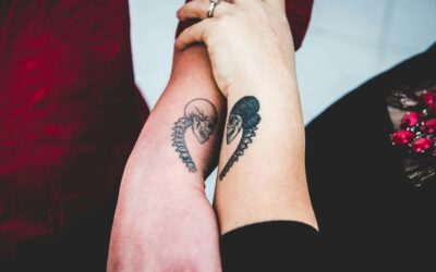 Tatuajes para San Valentín: Diseños significativos más allá de los nombres